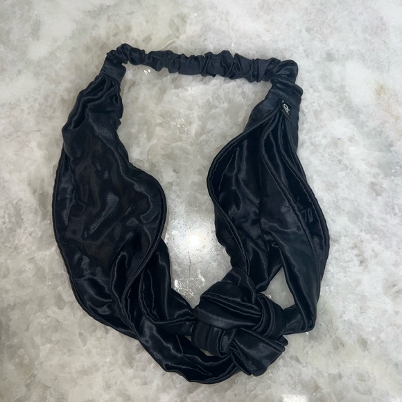 Slip Silk Knot Headband - Picture 3 of 3